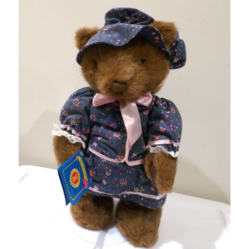 Vintage Creations by By DAKIN historical Plush teddy bear Pioneer Woman female
